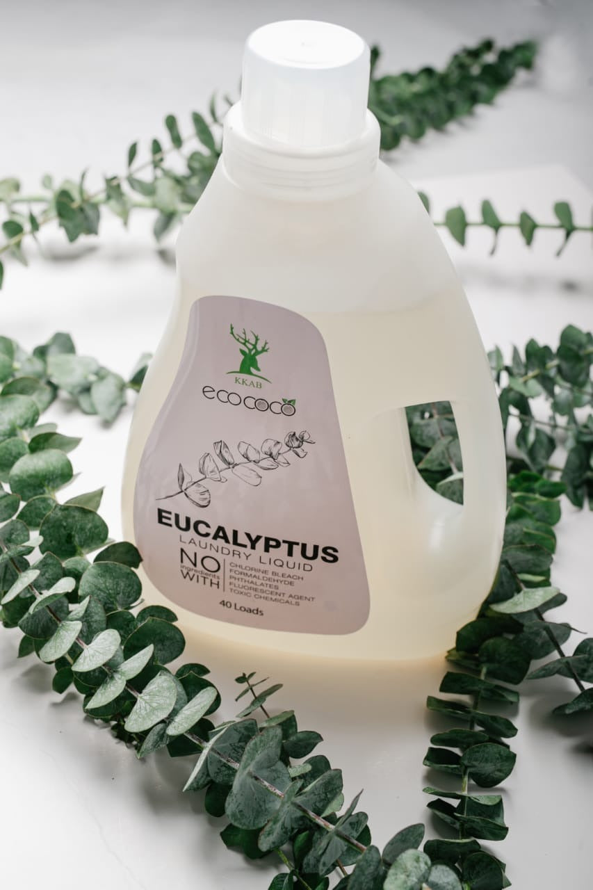 Ecococo Eucalyptus Natural Laundry Liquid 2L (bottle) (Expiry : 07/26)